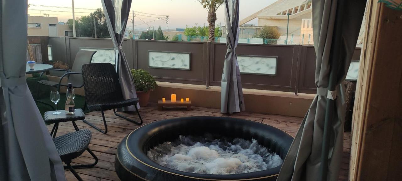 Arad-Dead Sea Bashiris Place エクステリア 写真