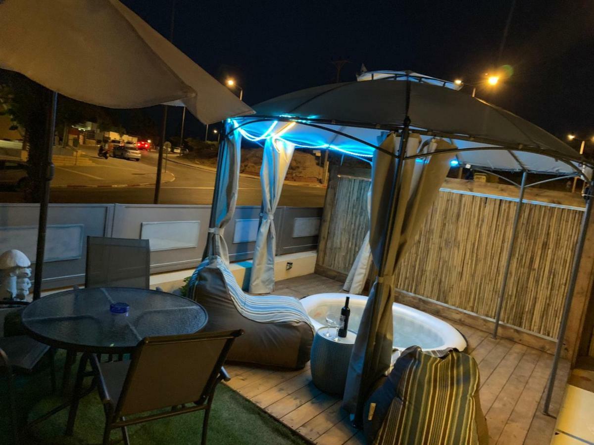 Arad-Dead Sea Bashiris Place エクステリア 写真